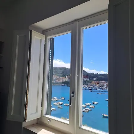 La Flotta 아파트 *